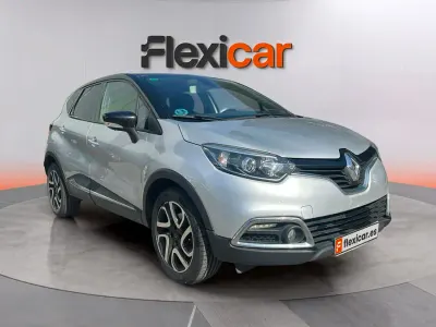 Usado Renault Captur Intens 90 CV (66 kW) 2017 Gris SUV
