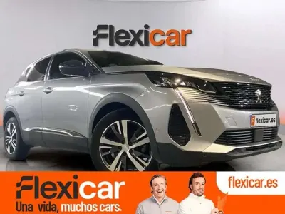 Usado Peugeot 3008 Allure 131 CV (96 kW) 2023 Gris SUV