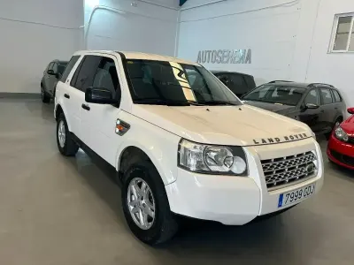 Käytetty Land Rover Freelander 2 HSE 160 HP (117 kW) 2008 Valkoinen Katumaasturi