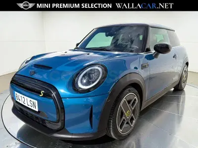 Begagnad Mini Cooper SE 135 kW (184 HK) 2021 Blå Halvkombi