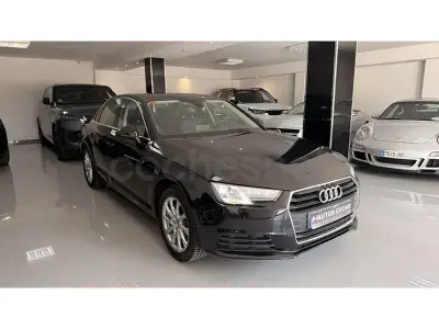 Usado Audi A4 Advanced 150 CV (110 kW) 2017 Negro Berlina