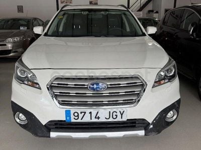 Usado Subaru Outback 150 CV (110 kW) 2015 Blanco Familiar