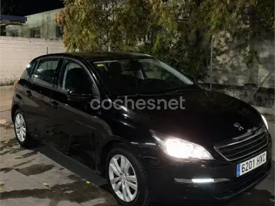 Usado Peugeot 308 Active 92 CV (67 kW) 2014 Negro Berlina