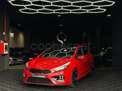 Usado Kia ProCeed GT GT 204 CV (150 kW) 2016 Azul Utilitario