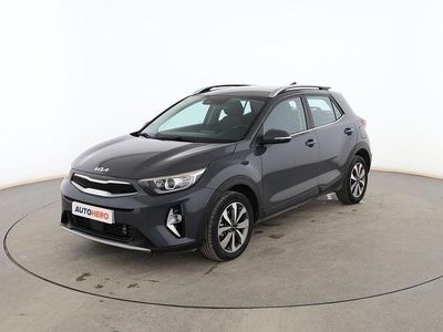 Usado Kia Stonic Style 101 HP (74 kW) 2021 Cinzento SUV