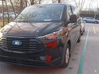 Nuevo Ford Transit Custom 232 CV (170 kW) 2026 Negro Monovolumen