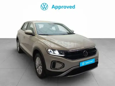 Usado VW T-Roc Business 115 CV (84 kW) 2025 Beige SUV