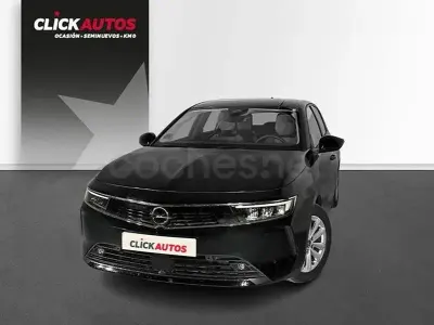Usado Opel Astra Edition 130 CV (95 kW) 2023 Negro Utilitario