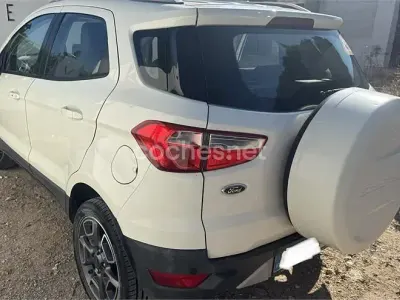 Usado Ford Ecosport Titanium 91 CV (66 kW) 2014 Blanco SUV