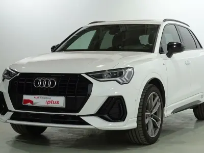 Käytetty Audi Q3 Ambiente 150 HP (110 kW) 2019 Valkoinen Katumaasturi