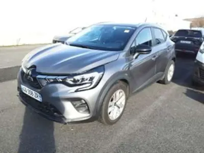 Usado Mitsubishi ASX Spirit 117 CV (86 kW) 2023 Gris / plata SUV