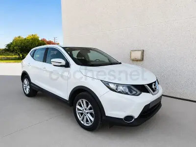Usado Nissan Qashqai Acenta 110 CV (80 kW) 2015 Blanco SUV