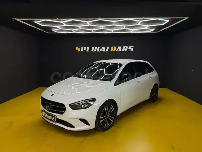 Usado Mercedes B200 150 CV (110 kW) 2019 Blanco Utilitario