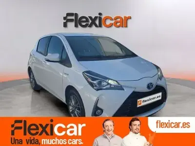 Usado Toyota Yaris Hybrid Active 100 HP (73 kW) 2018 Branco