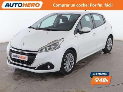 Blanco Usado 2018 Peugeot 208 Signature Sky Utilitario | 7799 € (Precio justo)