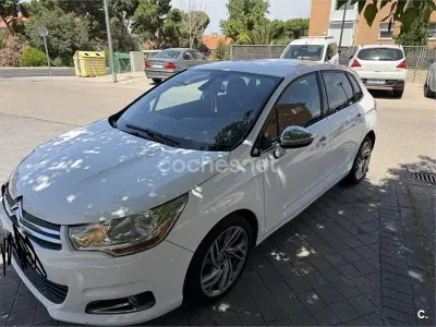 Usado Citroën C4 112 CV (82 kW) 2011 Blanco Berlina