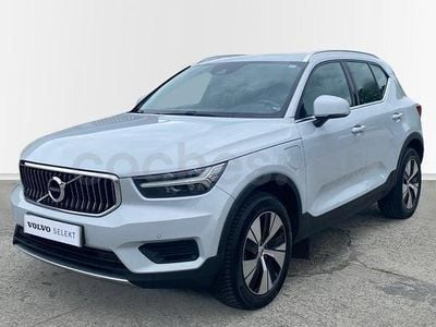 Begagnad Volvo XC40 Inscription 211 HK (155 kW) 2022 Grå SUV