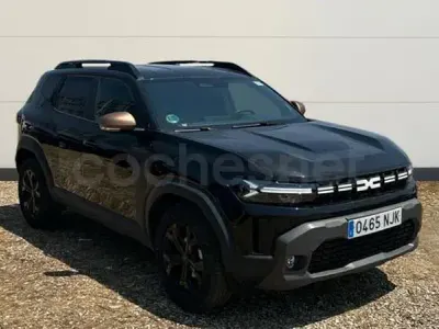 Usado Dacia Duster Extreme 130 CV (95 kW) 2025 Gris / plata SUV