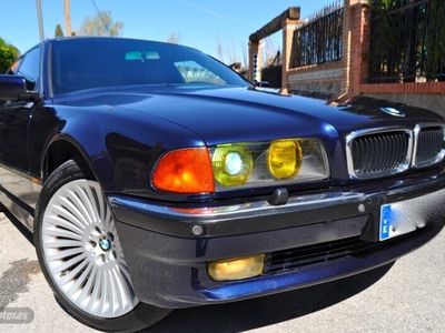 Usado BMW 730 193 CV (141 kW) 2000 Azul Berlina