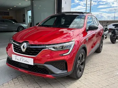 Usado Renault Arkana RS Line 140 CV (102 kW) 2023 Rojo SUV
