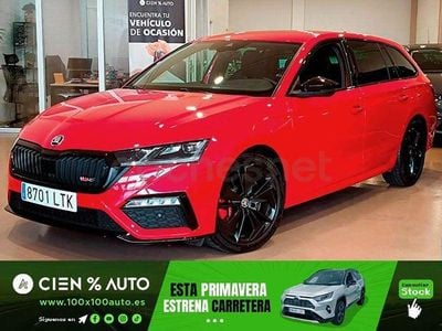 Usado Skoda Octavia RS 245 CV (180 kW) 2021 Rojo Familiar