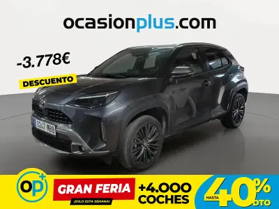Usado Toyota Yaris Cross 116 CV (85 kW) 2022 Gris SUV