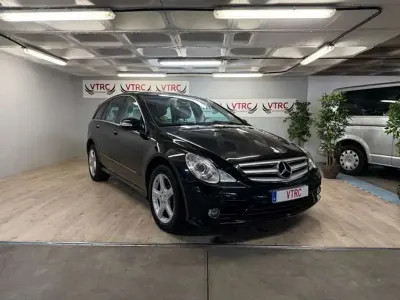 Käytetty Mercedes R320