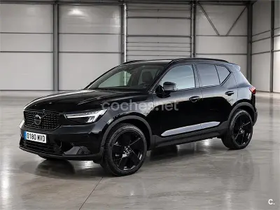 Usado Volvo XC40 Plus 197 CV (144 kW) 2024 Negro SUV