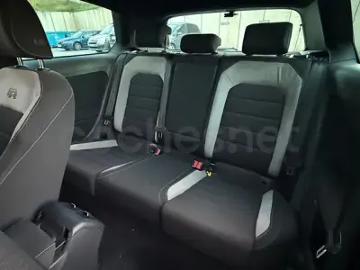 Usado VW Golf VII R 300 CV (220 kW) 2014 Blanco Berlina