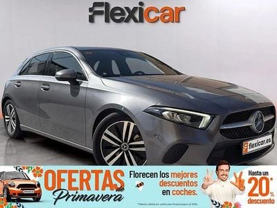 Usado Mercedes A180 116 CV (85 kW) 2018 Gris / plata Berlina