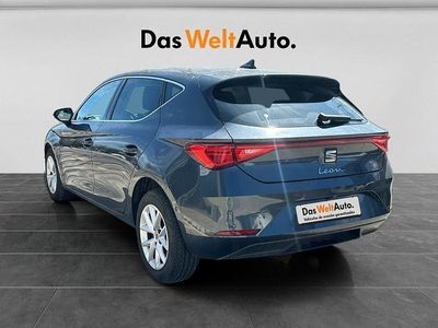 Usado Seat Leon Style 116 CV (85 kW) 2025 Gris