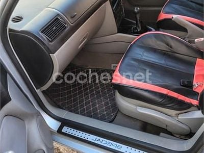 Usado VW Golf IV Highline 115 CV (84 kW) 2002 Gris / plata Berlina