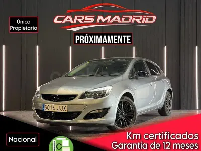 Usado Opel Astra Selective 110 CV (80 kW) 2015 Gris / plata Berlina