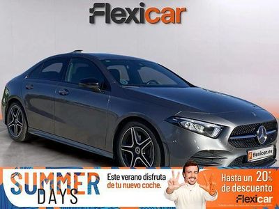 Gris / plata Usado 2019 Mercedes A180 Berlina | 24.490 € (Un poco caro)