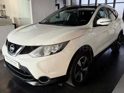 Usado Nissan Qashqai N-Connecta 110 CV (80 kW) 2016 Blanco SUV