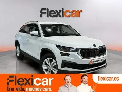 Usado Skoda Kodiaq Ambition 150 CV (110 kW) 2022 Blanco SUV