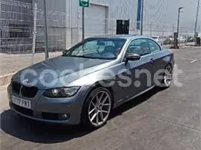 Usado BMW 330 Cabriolet 231 CV (169 kW) 2007 Gris / plata Descapotable