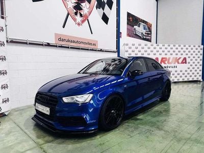 Käytetty Audi A3 Exclusive 150 HP (110 kW) 2016 Sininen Sedan