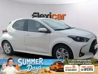 Usado Toyota Yaris Edition 125 CV (91 kW) 2022 Blanco Utilitario