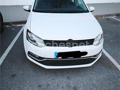 Usado VW Polo 90 CV (66 kW) 2017 Blanco Berlina