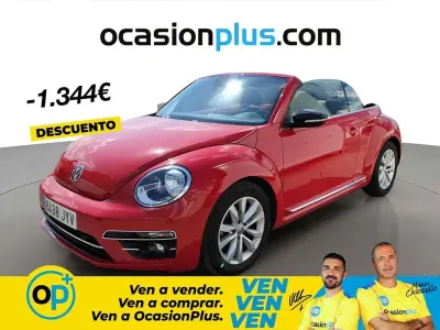 Usado VW Beetle Design 110 CV (80 kW) 2017 Rojo Utilitario