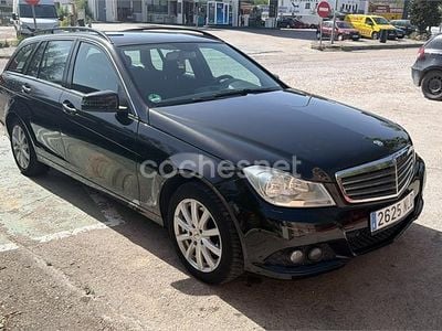 Usado Mercedes C220 Elegance 170 HP (125 kW) 2013 Preto Carrinha