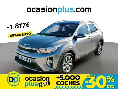 Usado Kia Stonic 79 CV (58 kW) 2024 Gris SUV