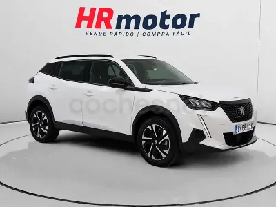 Usado Peugeot 2008 Allure 110 CV (80 kW) 2022 Blanco SUV