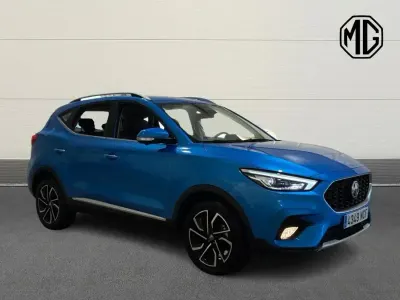 Begagnad MG ZS Luxury 106 HK (77 kW) 2025 Blå SUV