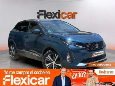 Usado Peugeot 3008 Active 130 CV (95 kW) 2021 Verde SUV