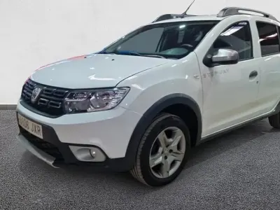 Usado Dacia Sandero Lauréate 90 CV (66 kW) 2017