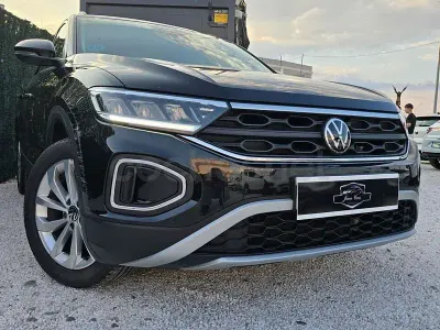 Usado VW T-Roc Life 115 CV (84 kW) 2022 Negro SUV