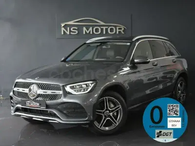 Usado Mercedes GLC300e 317 CV (233 kW) 2021 Gris / plata SUV