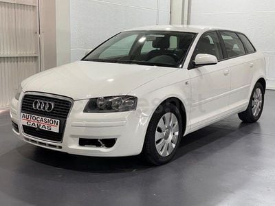 Usado Audi A3 Ambition 102 CV (75 kW) 2006 Blanco Utilitario